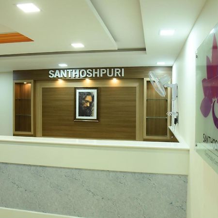 Santhoshpuri Hotel Kojambuttúr Kültér fotó